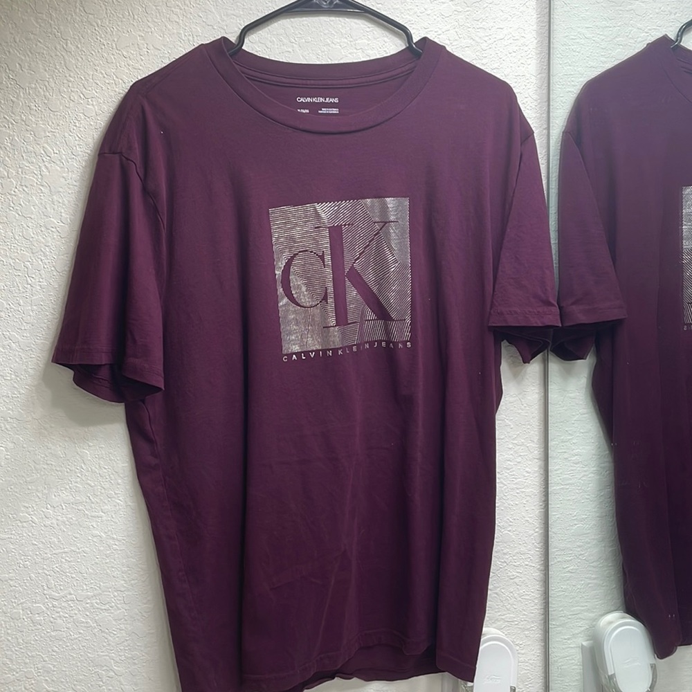 Calvin Klein Tee